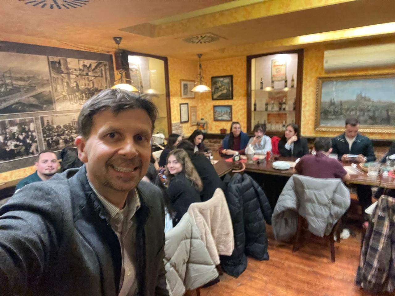 Selfie at Prague restaurant dinner with CEEP students